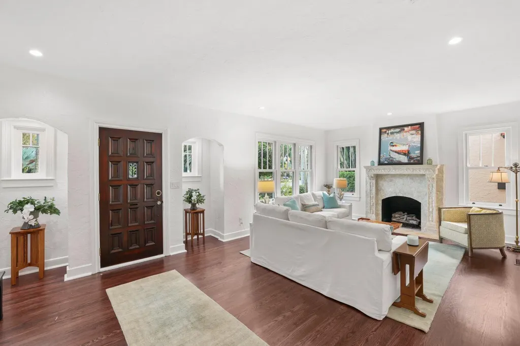 429 30th Street West Palm Beach FL 33407