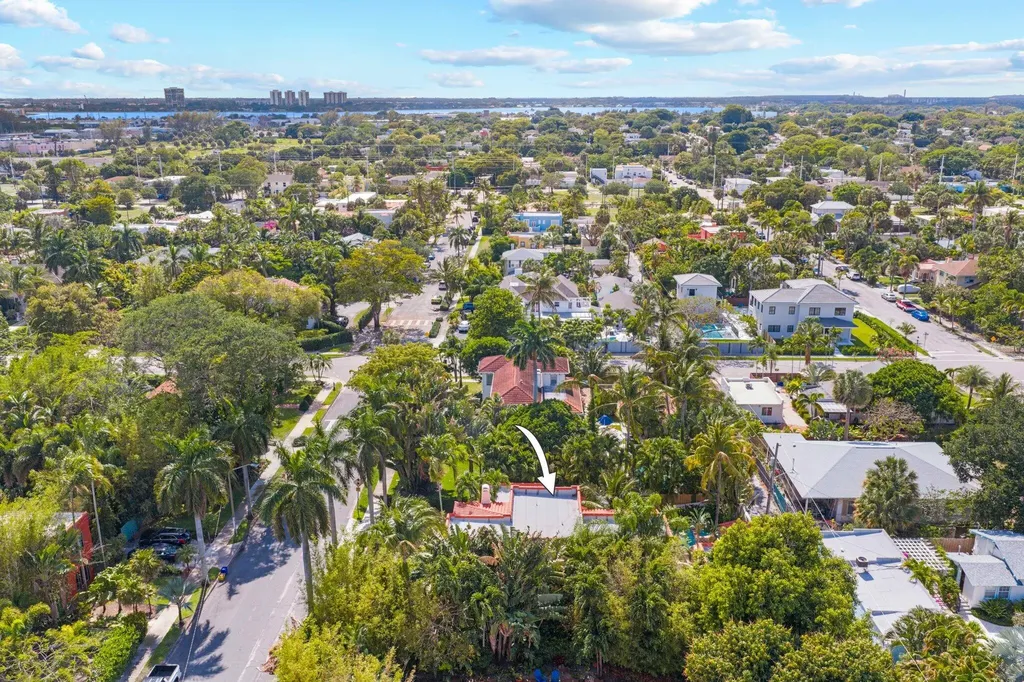 429 30th Street West Palm Beach FL 33407
