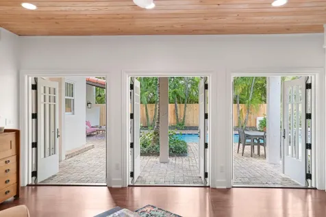 429 30th Street West Palm Beach FL 33407