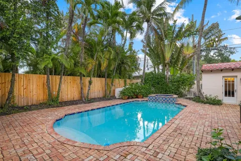429 30th Street West Palm Beach FL 33407