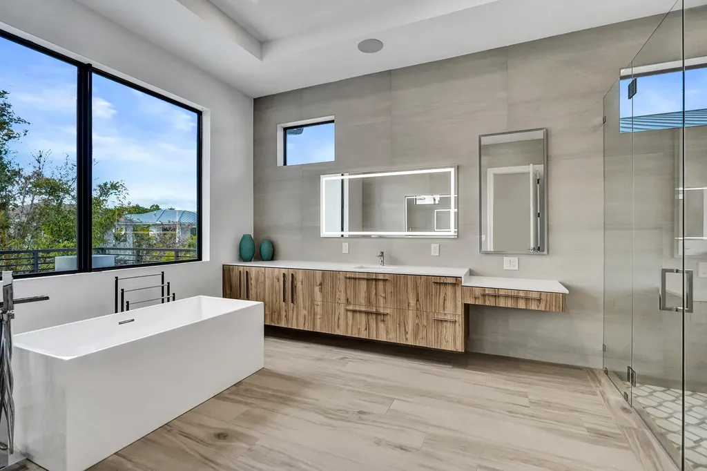235 NE 11th Street Delray Beach FL 33444