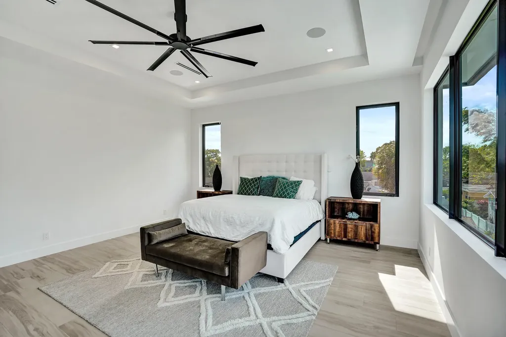 235 NE 11th Street Delray Beach FL 33444
