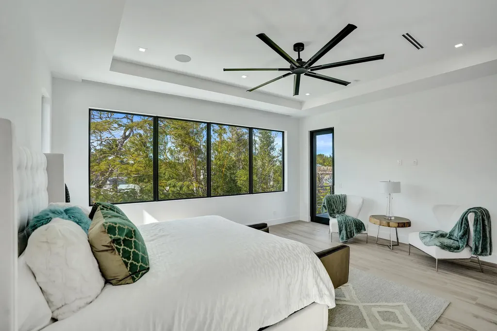 235 NE 11th Street Delray Beach FL 33444