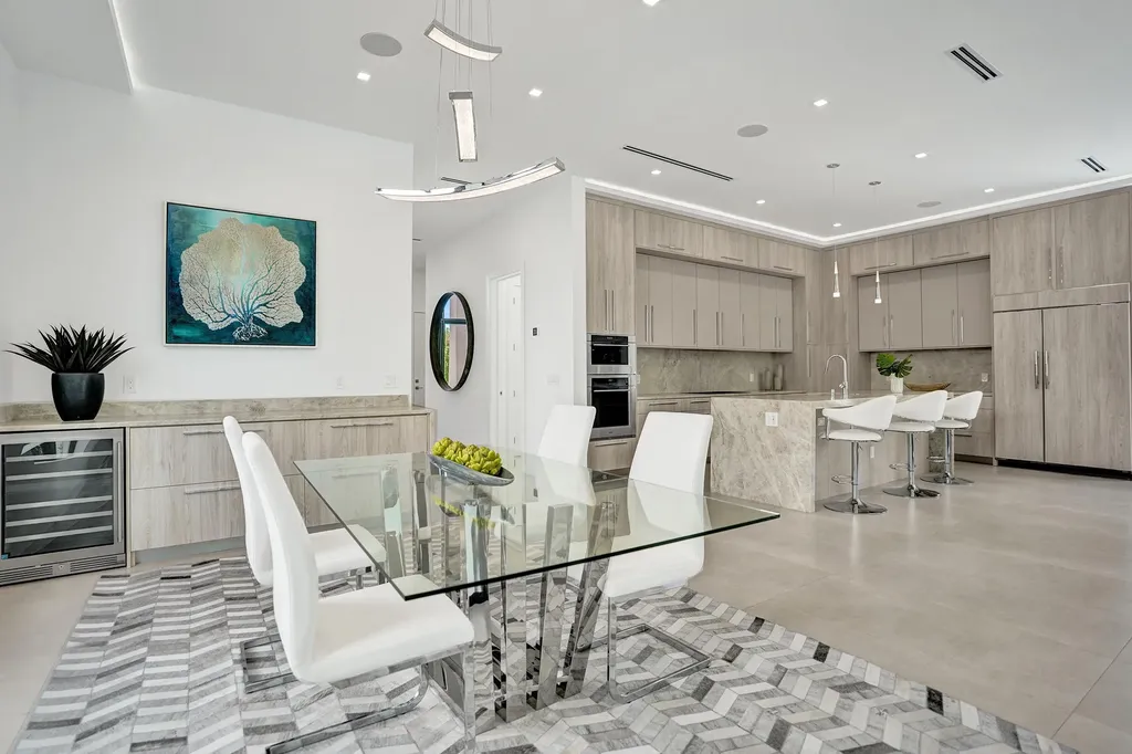235 NE 11th Street Delray Beach FL 33444
