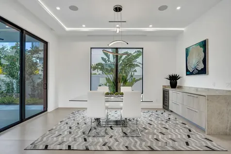 235 NE 11th Street Delray Beach FL 33444