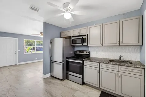 240 SW 15th Avenue Delray Beach FL 33444