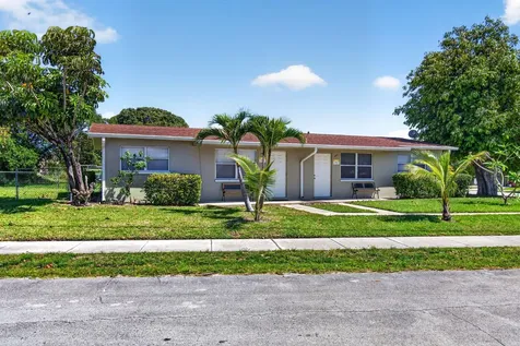 240 SW 15th Avenue Delray Beach FL 33444
