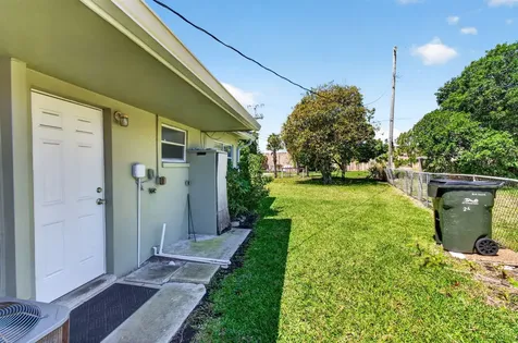 240 SW 15th Avenue Delray Beach FL 33444