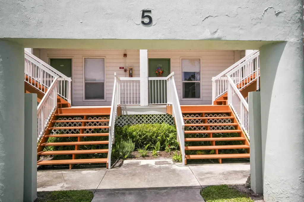 170 Cypress Point Drive Palm Beach Gardens FL 33418