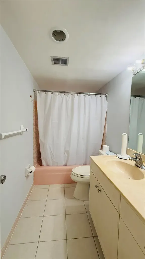 4200 Crystal Lake Drive Pompano Beach FL 33064