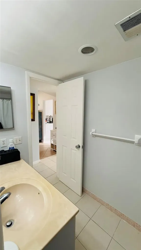4200 Crystal Lake Drive Pompano Beach FL 33064