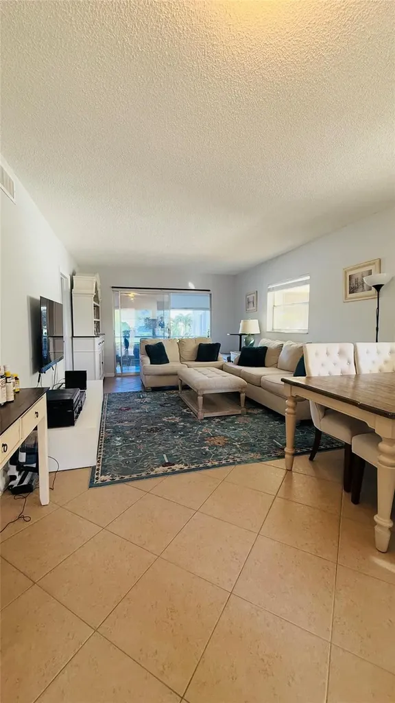 4200 Crystal Lake Drive Pompano Beach FL 33064