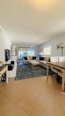 4200 Crystal Lake Drive Pompano Beach FL 33064