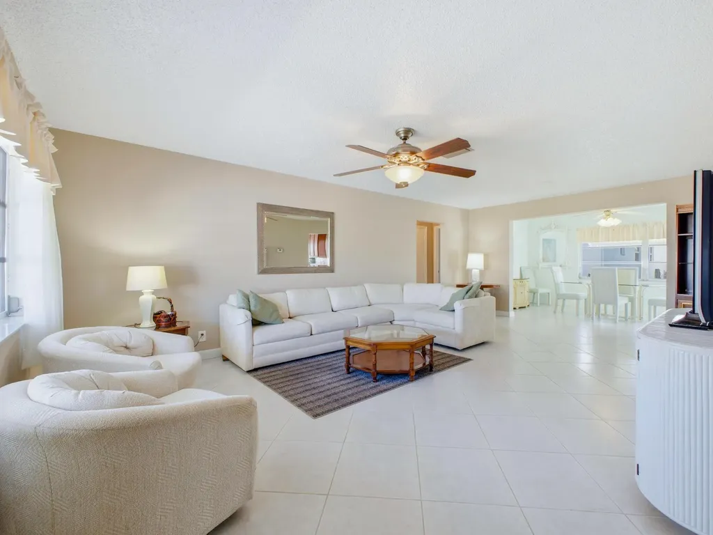 2020 SW 17th Avenue Boynton Beach FL 33426
