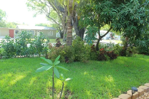 431 S Chillingworth Drive West Palm Beach FL 33409
