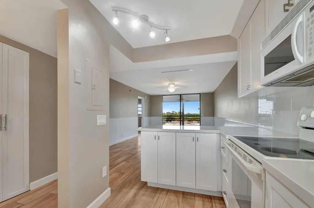 4640 W Lucerne Lakes Boulevard W Lake Worth FL 33467
