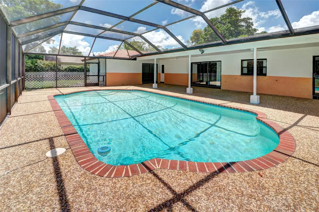 8859 NW 3rd Court Coral Springs FL 33071