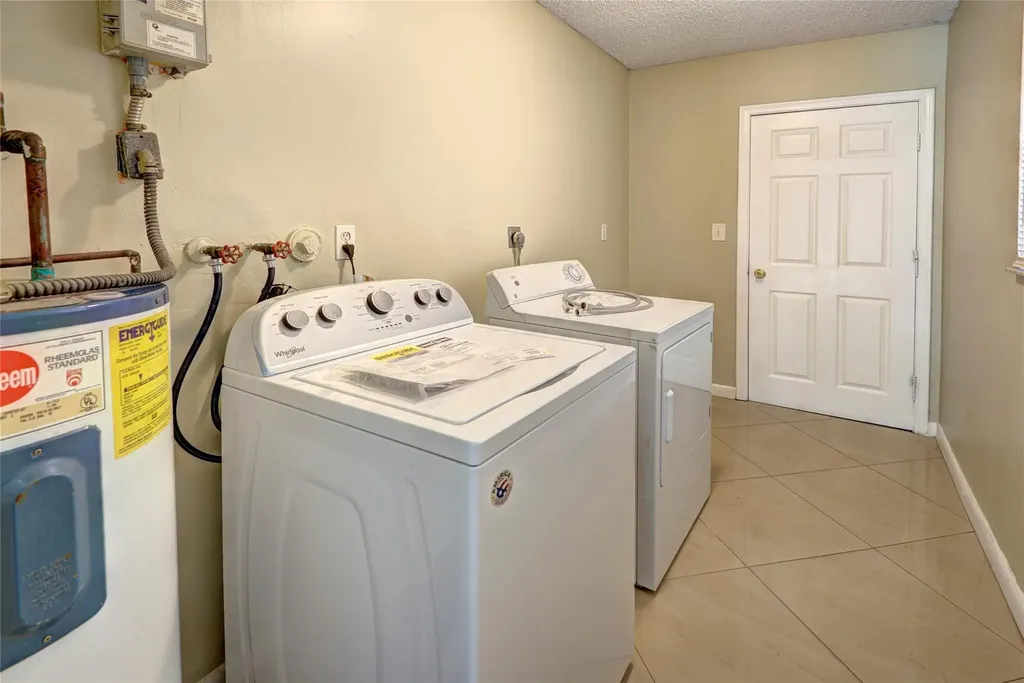 8859 NW 3rd Court Coral Springs FL 33071