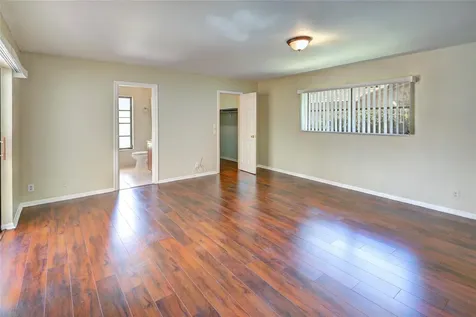8859 NW 3rd Court Coral Springs FL 33071