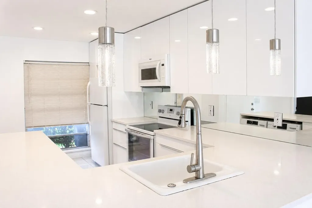 8861 Bella Vista Drive Boca Raton FL 33433