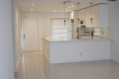 8861 Bella Vista Drive Boca Raton FL 33433