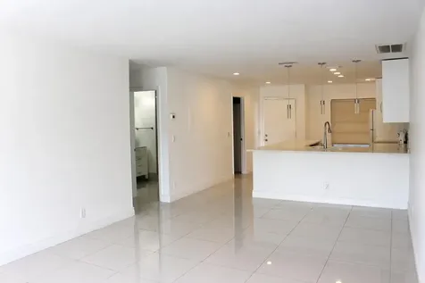 8861 Bella Vista Drive Boca Raton FL 33433