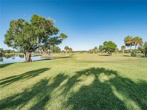 32 Plantation Drive Vero Beach FL 32966