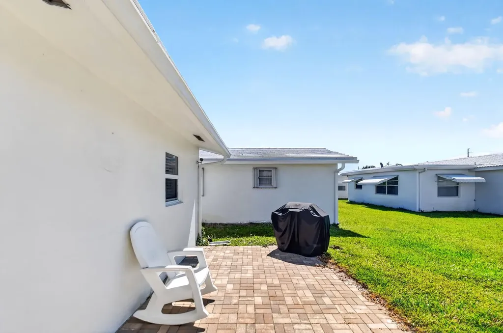 2088 SW 13th Terrace Boynton Beach FL 33426