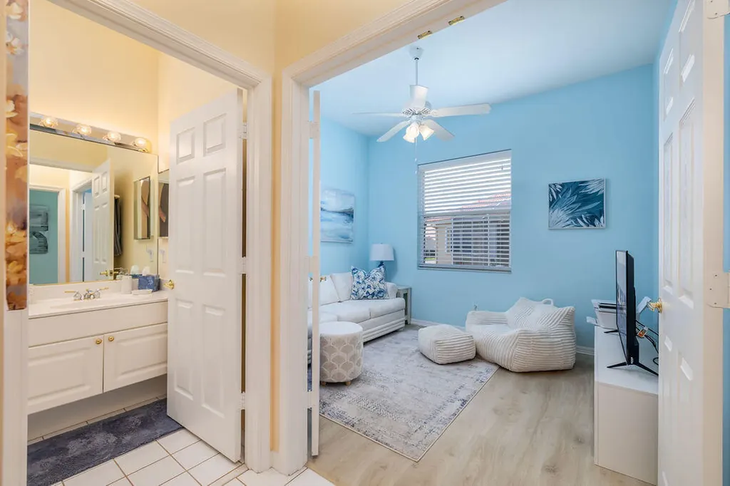 585 NW Lambrusco Drive Port St Lucie FL 34986