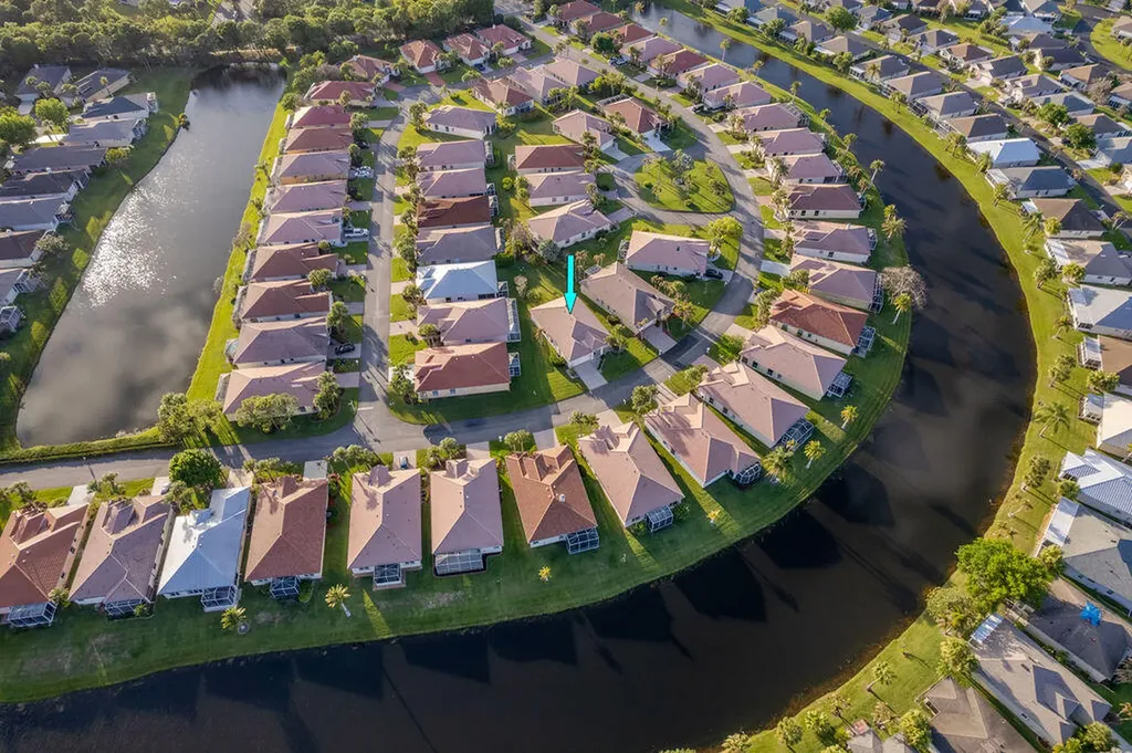 585 NW Lambrusco Drive Port St Lucie FL 34986