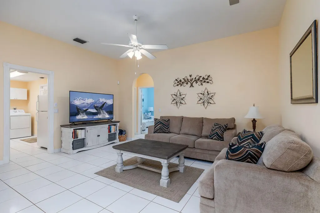 585 NW Lambrusco Drive Port St Lucie FL 34986