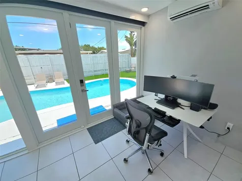 3680 NE 16th Avenue Oakland Park FL 33334