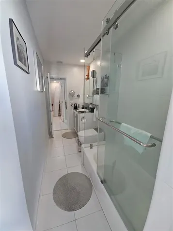 3680 NE 16th Avenue Oakland Park FL 33334