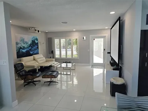 3680 NE 16th Avenue Oakland Park FL 33334