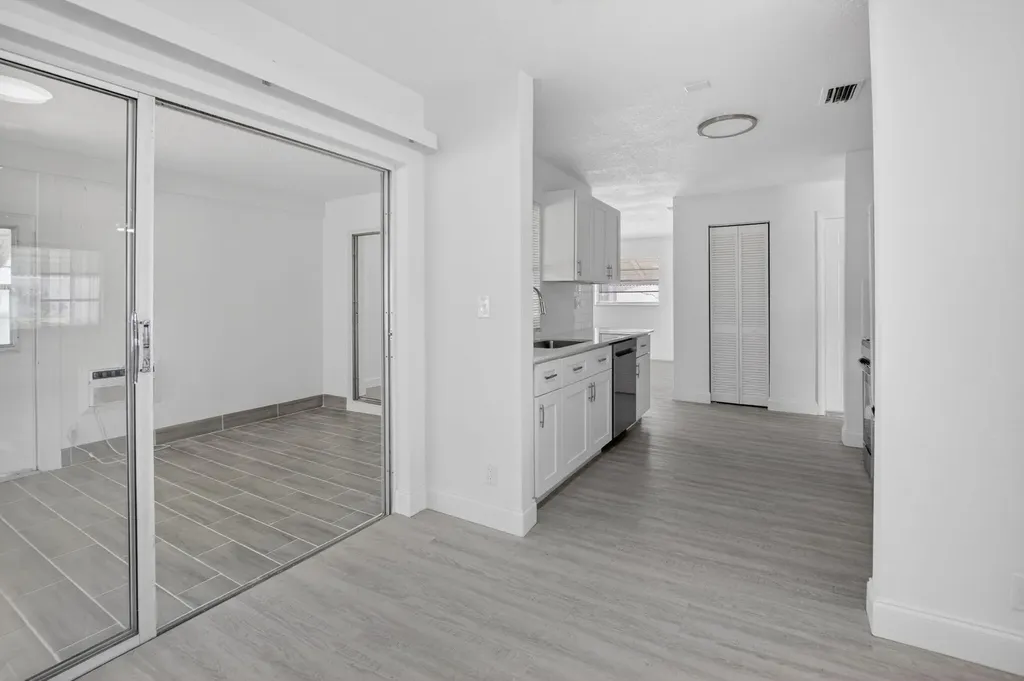 703 SW 18th Street Boynton Beach FL 33426