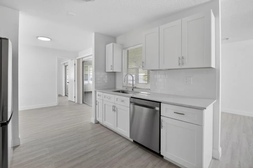 703 SW 18th Street Boynton Beach FL 33426