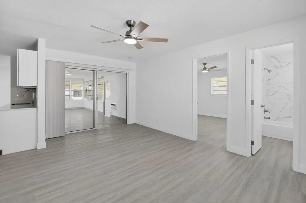 703 SW 18th Street Boynton Beach FL 33426