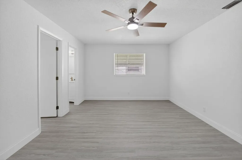 703 SW 18th Street Boynton Beach FL 33426