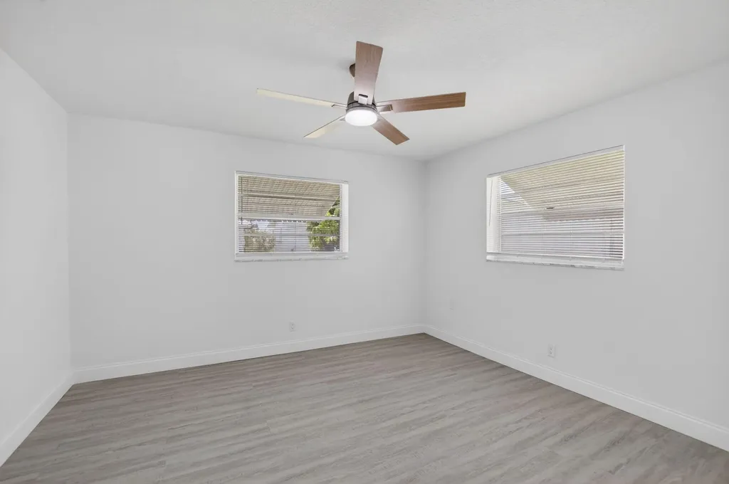 703 SW 18th Street Boynton Beach FL 33426