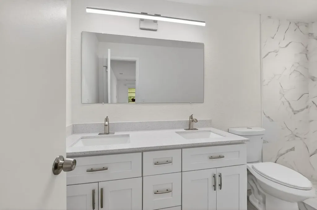 703 SW 18th Street Boynton Beach FL 33426