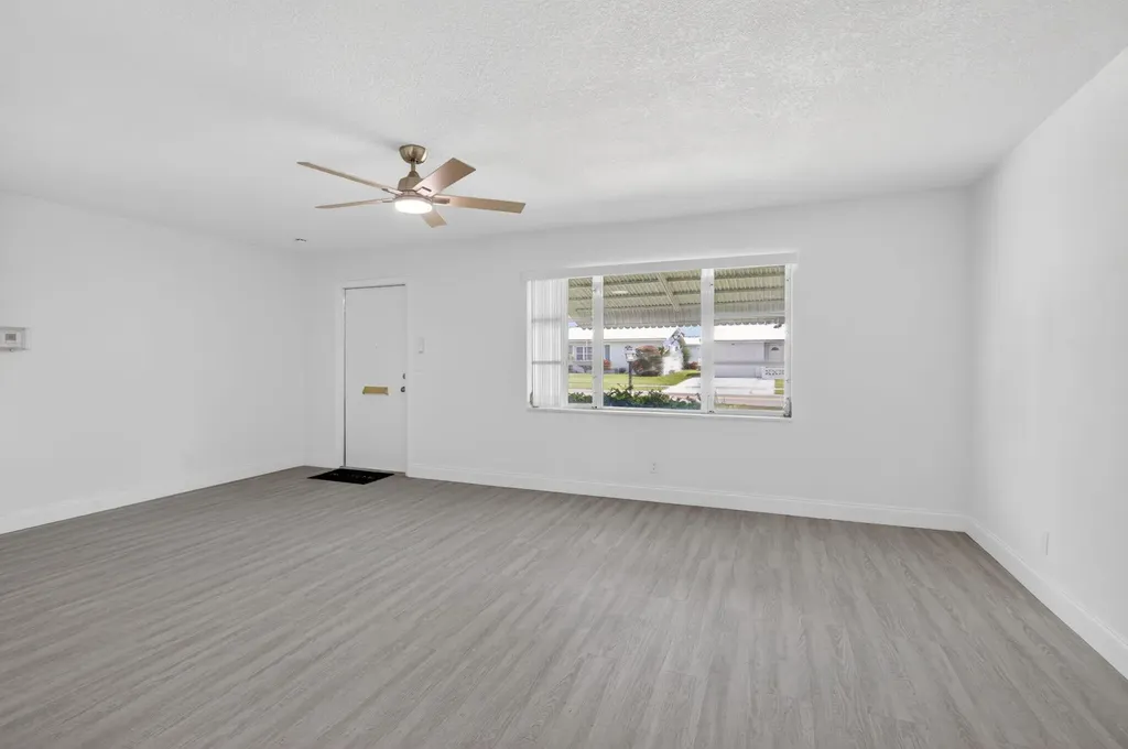703 SW 18th Street Boynton Beach FL 33426