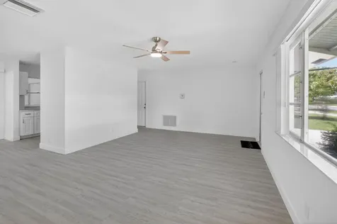703 SW 18th Street Boynton Beach FL 33426