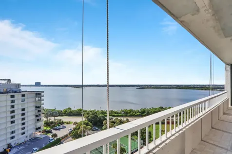 5510 N Ocean Drive Singer Island FL 33404