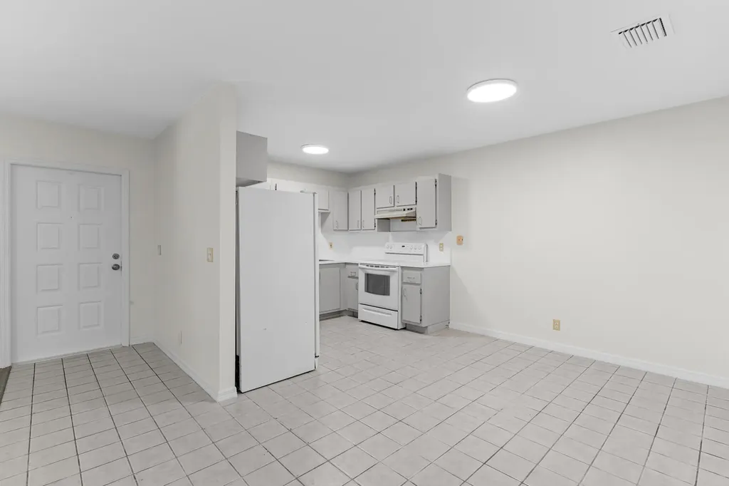13868 York Court Wellington FL 33414