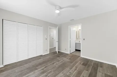 13868 York Court Wellington FL 33414