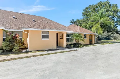 13868 York Court Wellington FL 33414