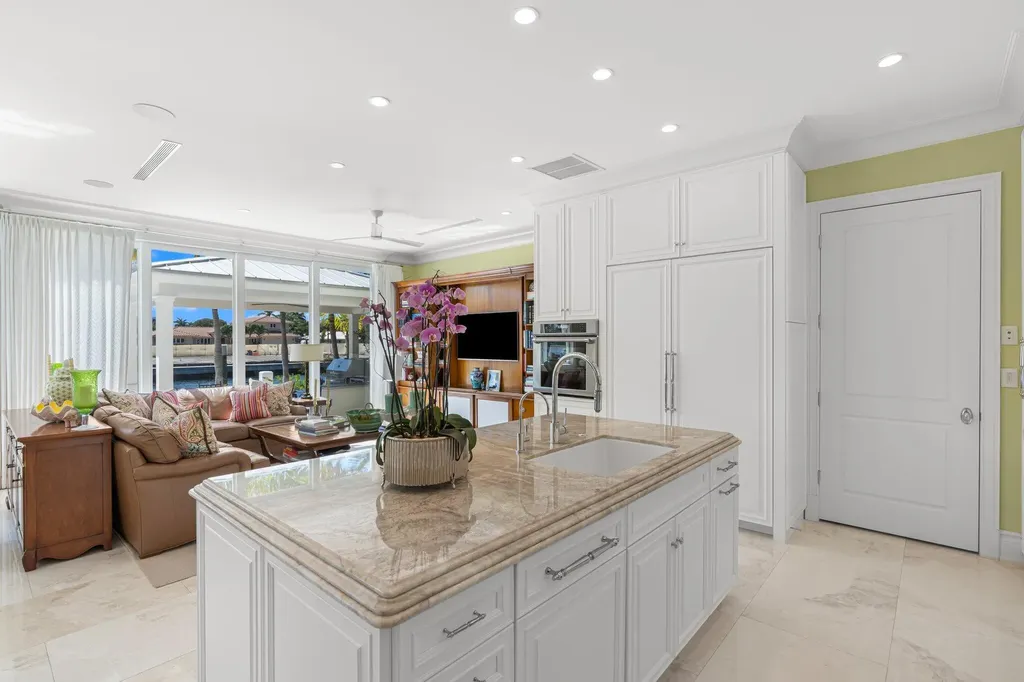 2870 NE 24th Place Fort Lauderdale FL 33305