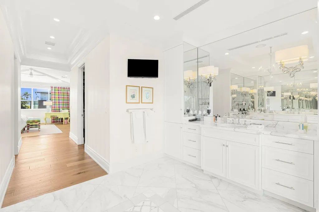 2870 NE 24th Place Fort Lauderdale FL 33305