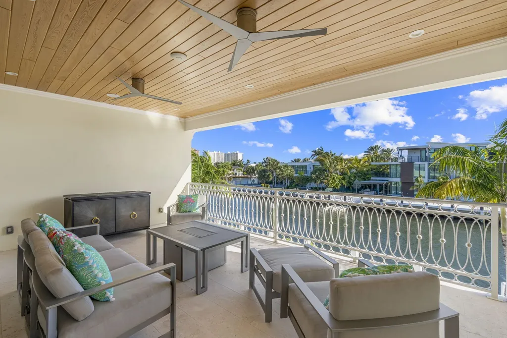2870 NE 24th Place Fort Lauderdale FL 33305