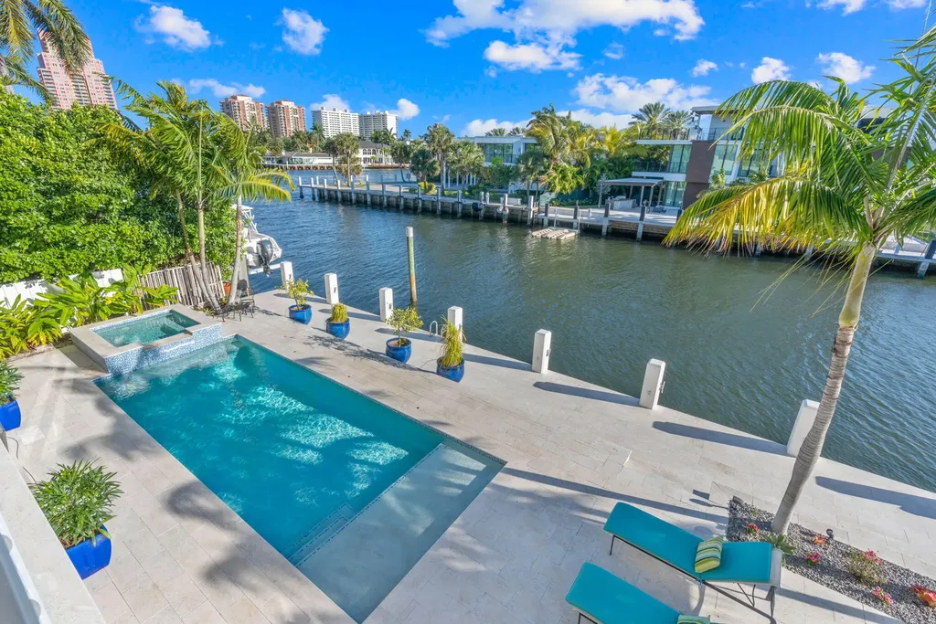 2870 NE 24th Place Fort Lauderdale FL 33305